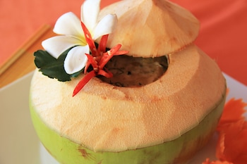 tropical breeze guesthouse