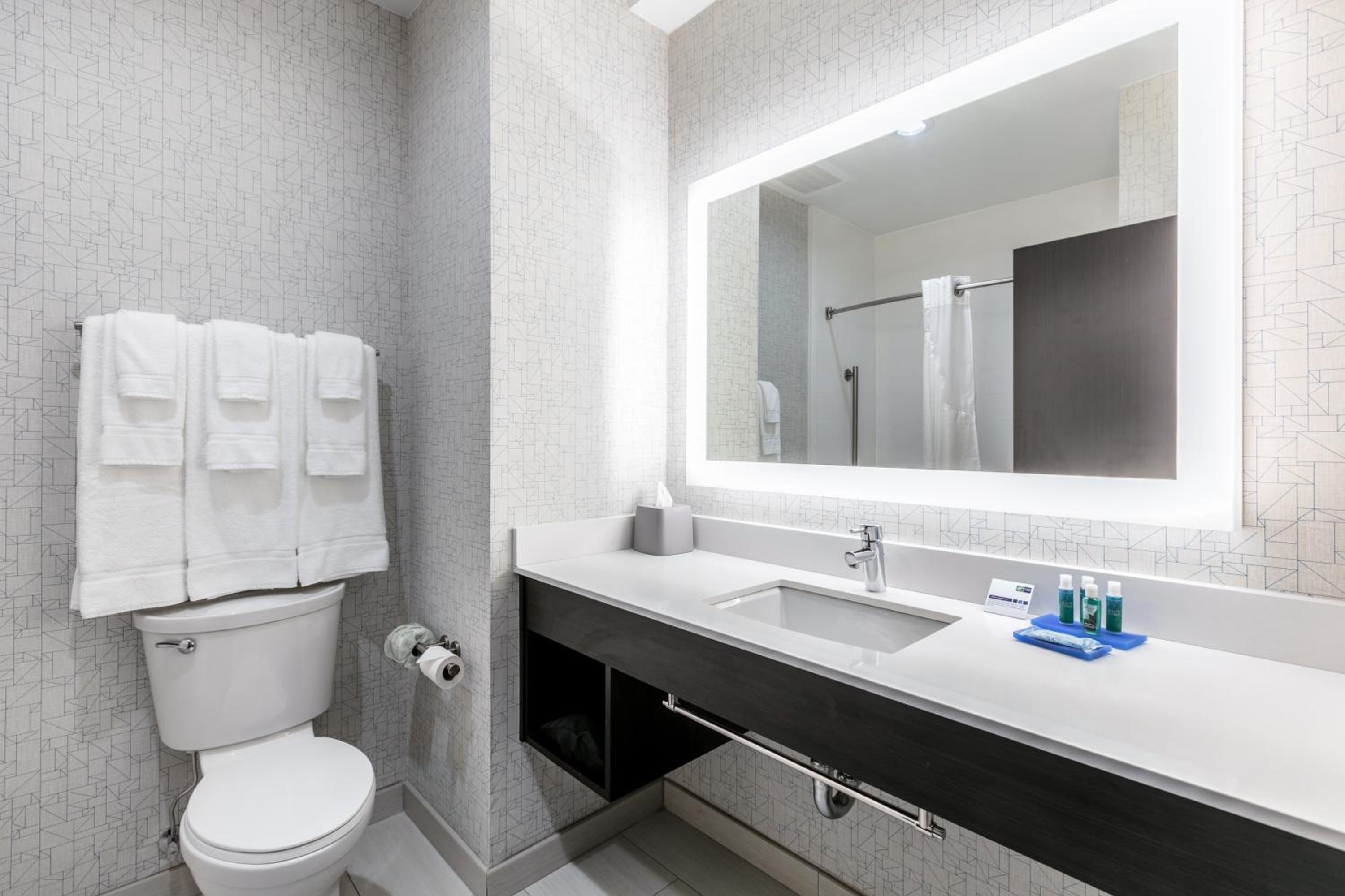 holiday inn express and suites jersey city north hoboken