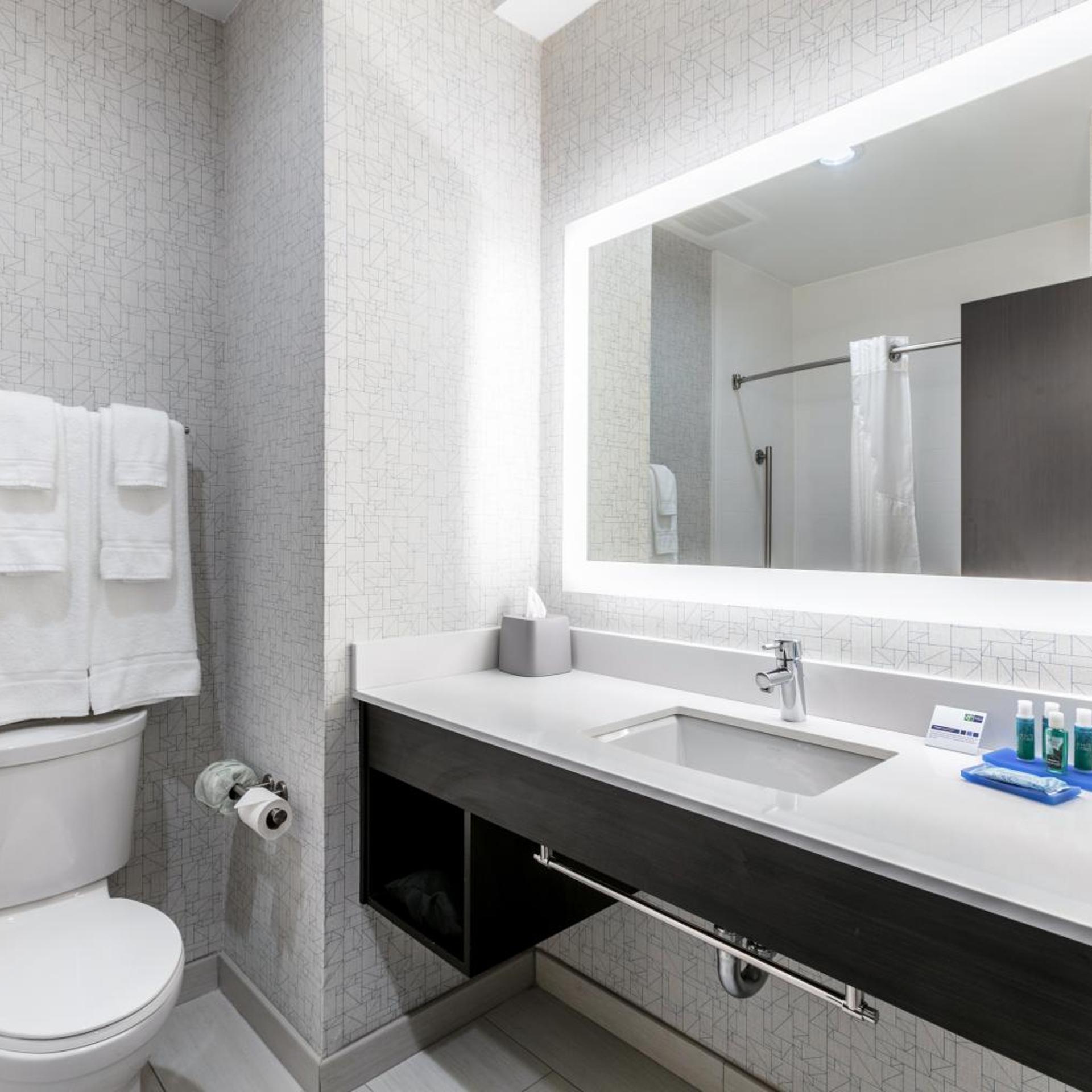 holiday inn express and suites jersey city north hoboken