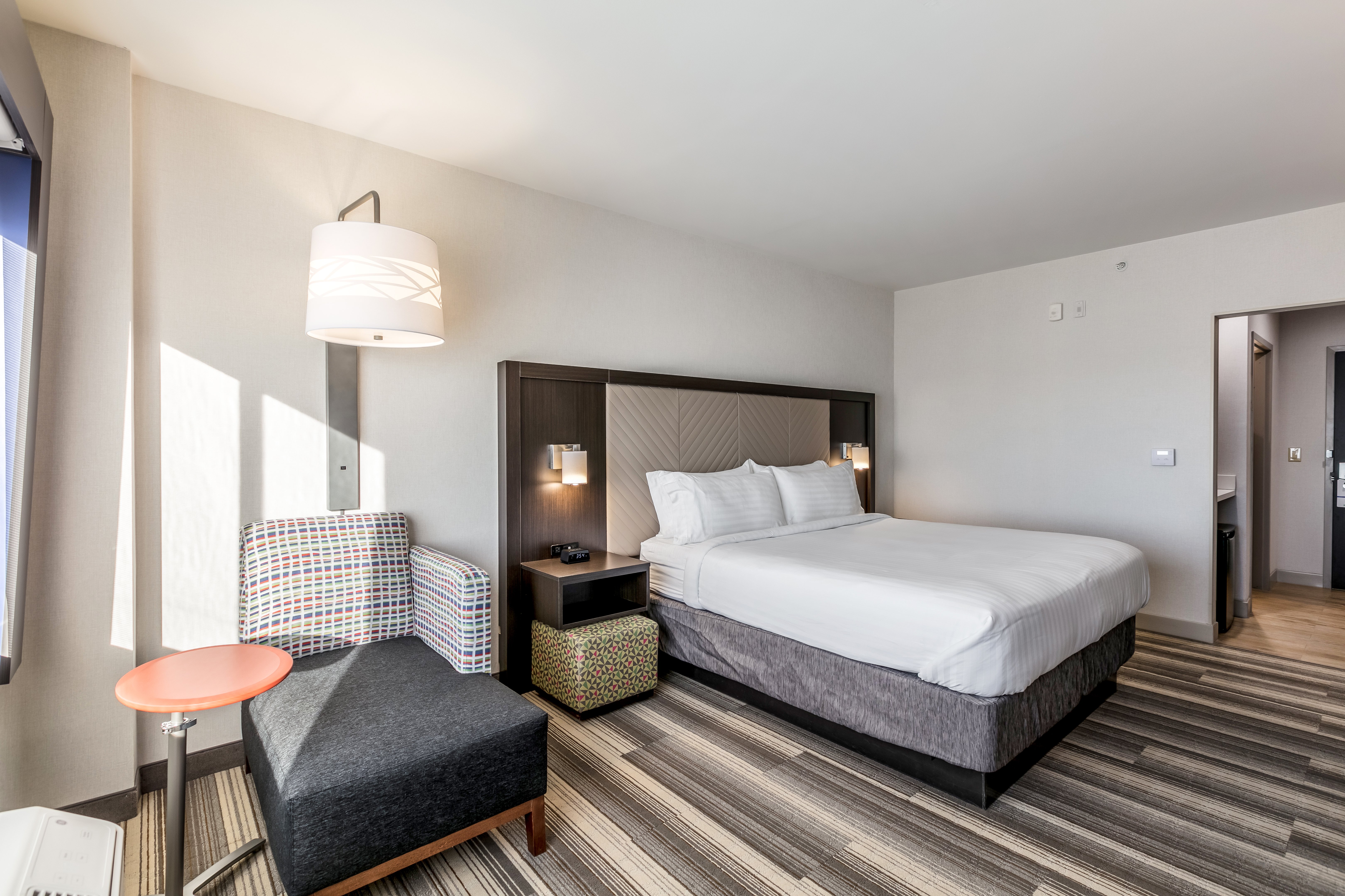 holiday inn express and suites jersey city north hoboken