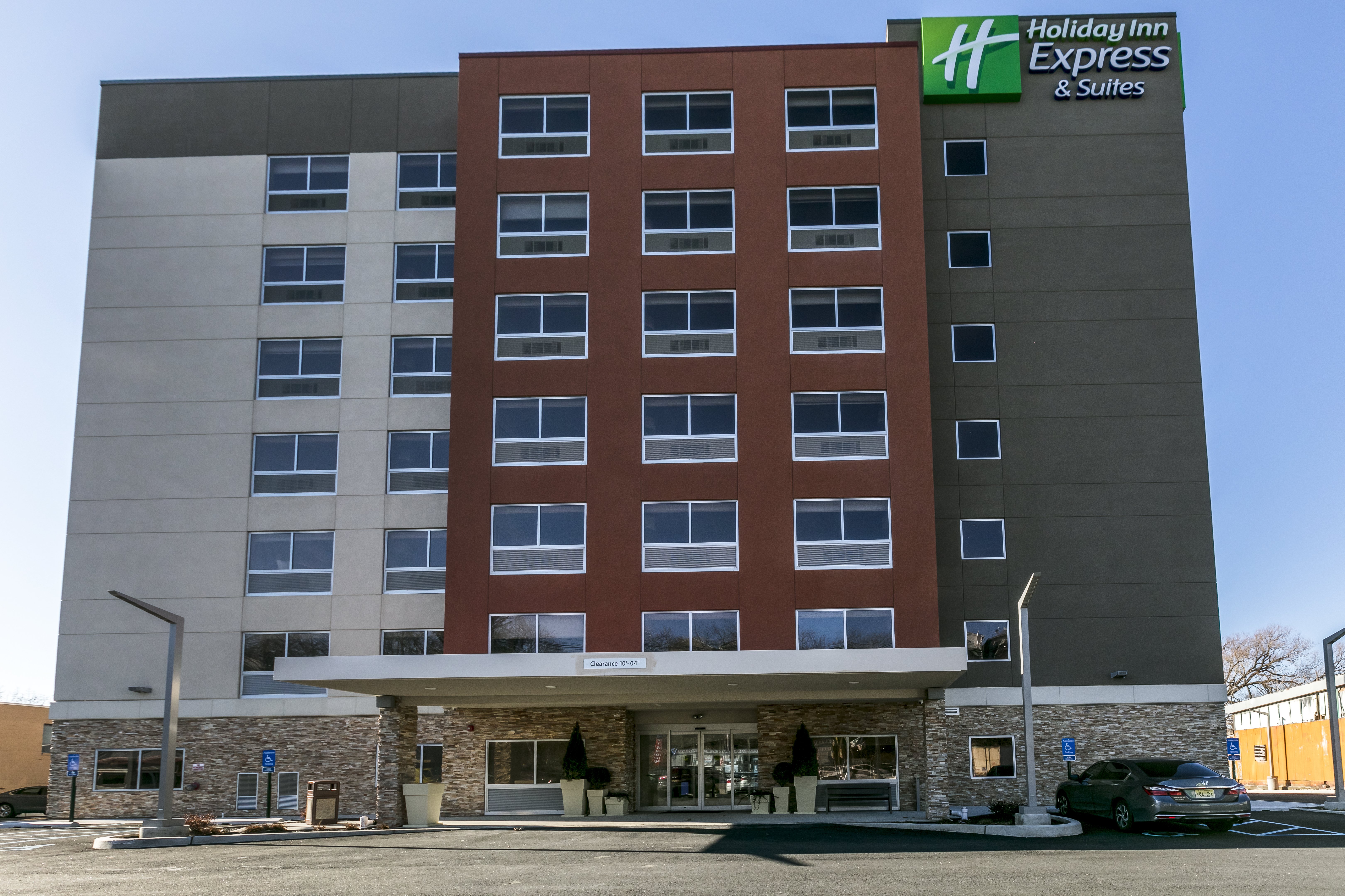 holiday inn express and suites jersey city north hoboken