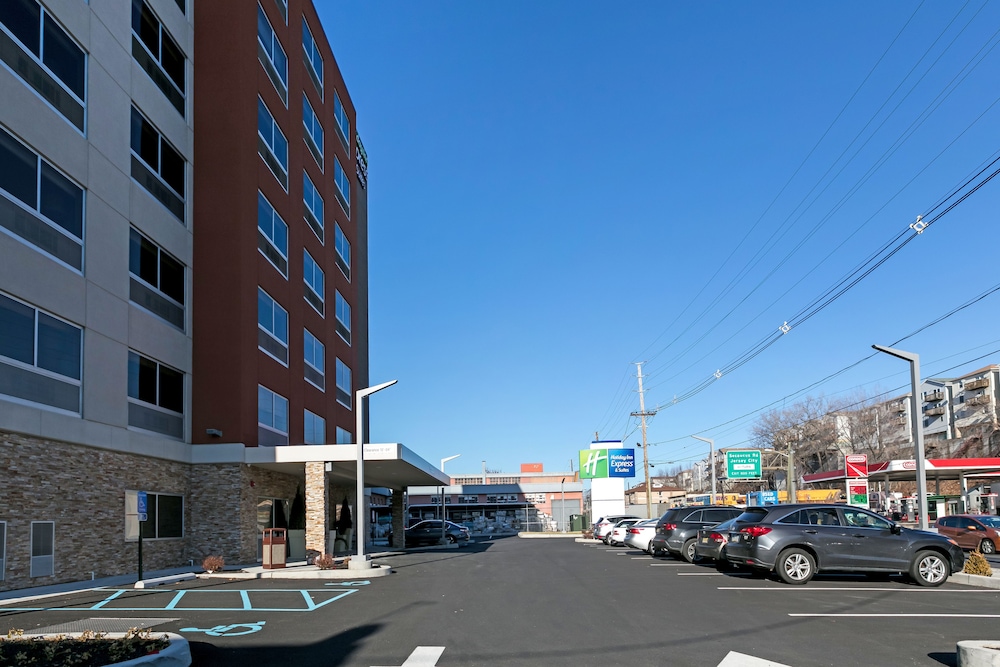 holiday inn express and suites jersey city north hoboken