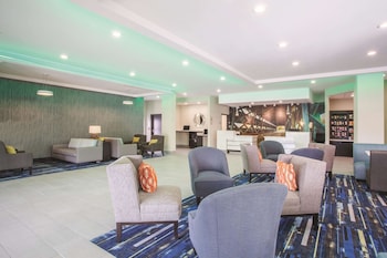 La Quinta Inn & Suites By Wyndham Cullman,Alabama>>Cullman,3 star