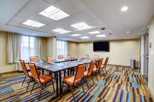 fairfield inn and suites springfield holyoke