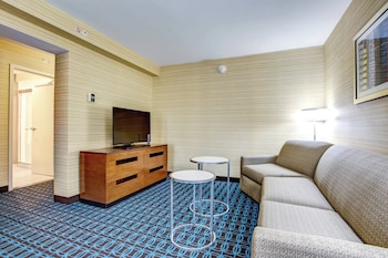 fairfield inn and suites springfield holyoke
