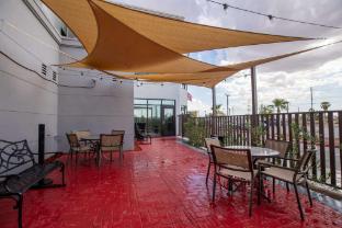 hampton inn el centro