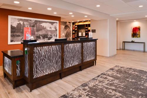 hampton inn el centro