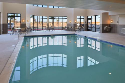 hampton inn el centro