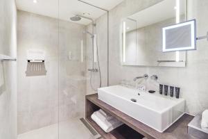 hotel nassau breda autograph collection by marriott