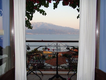ilion hotel