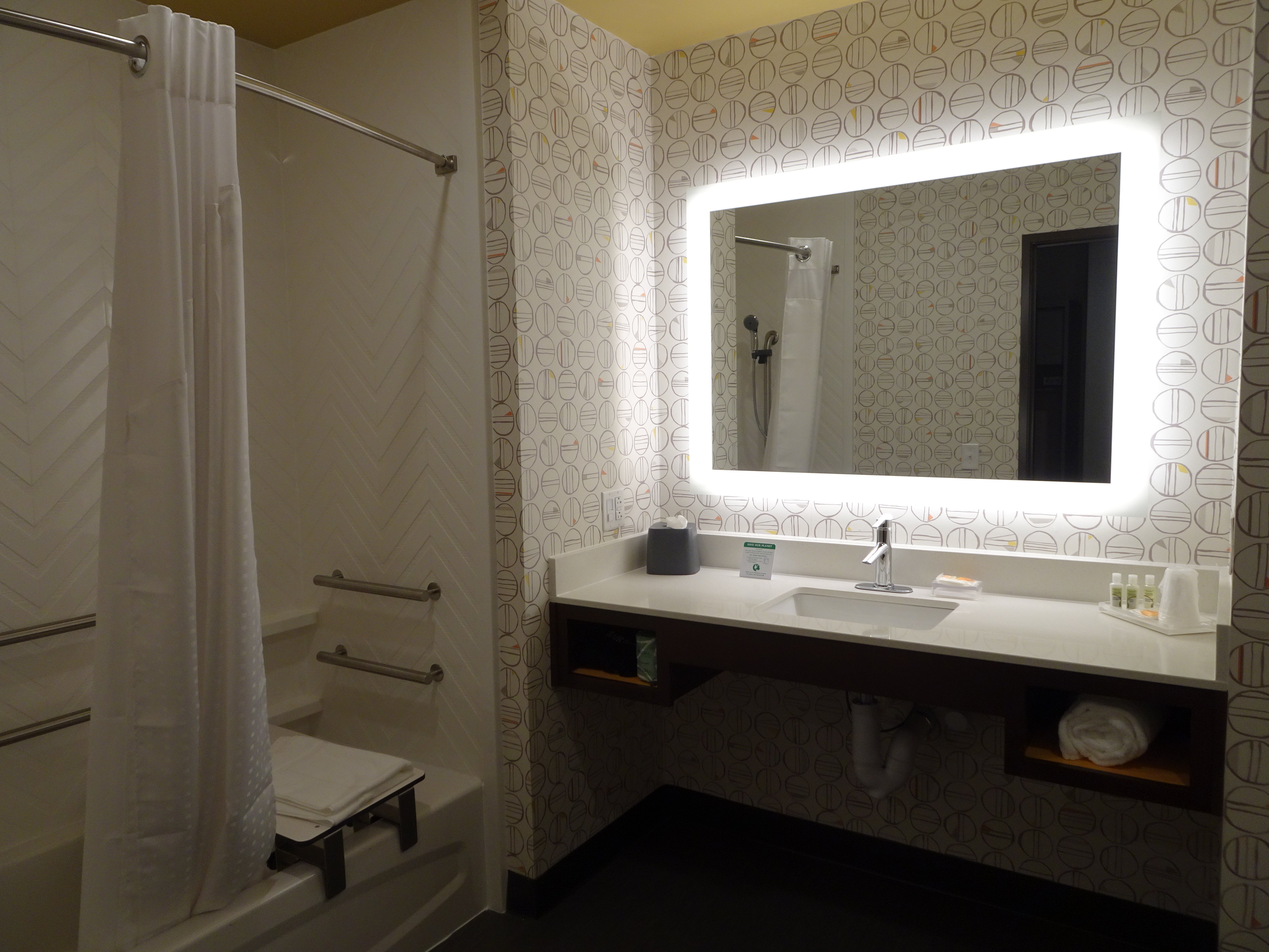 holiday inn jonesboro by ihg