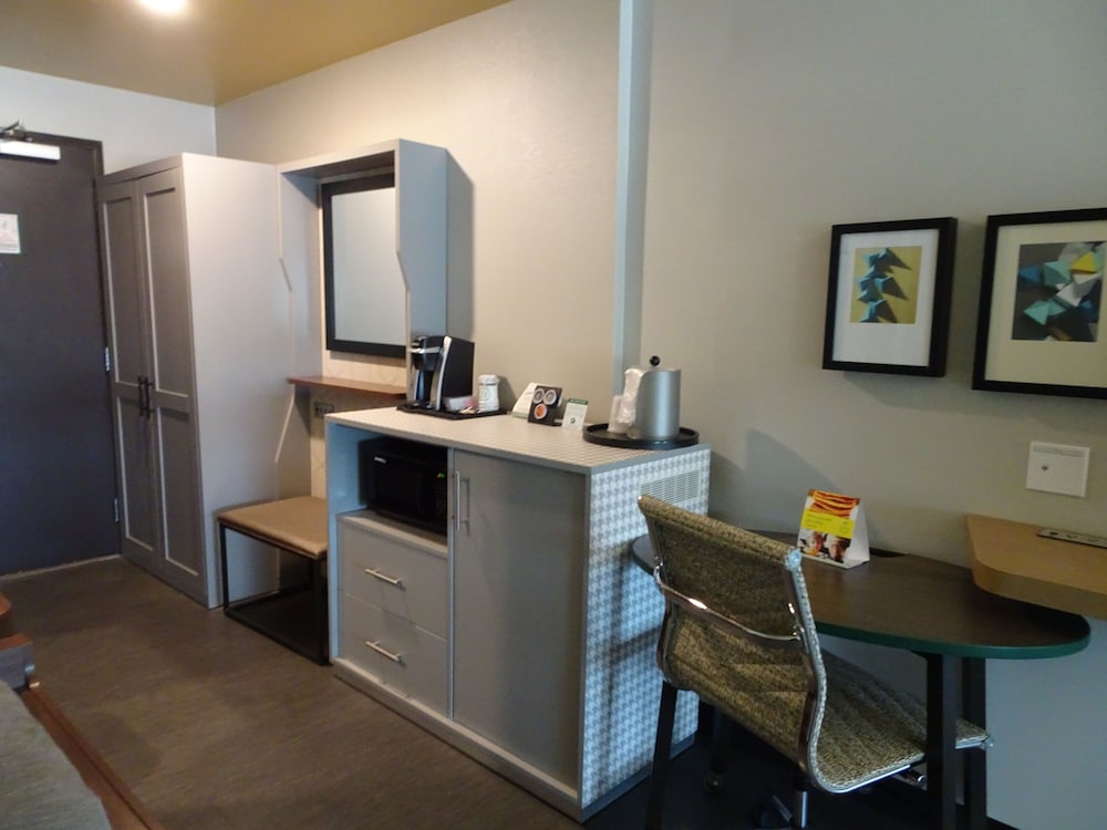 holiday inn jonesboro by ihg