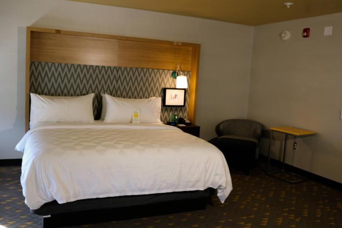 holiday inn jonesboro by ihg