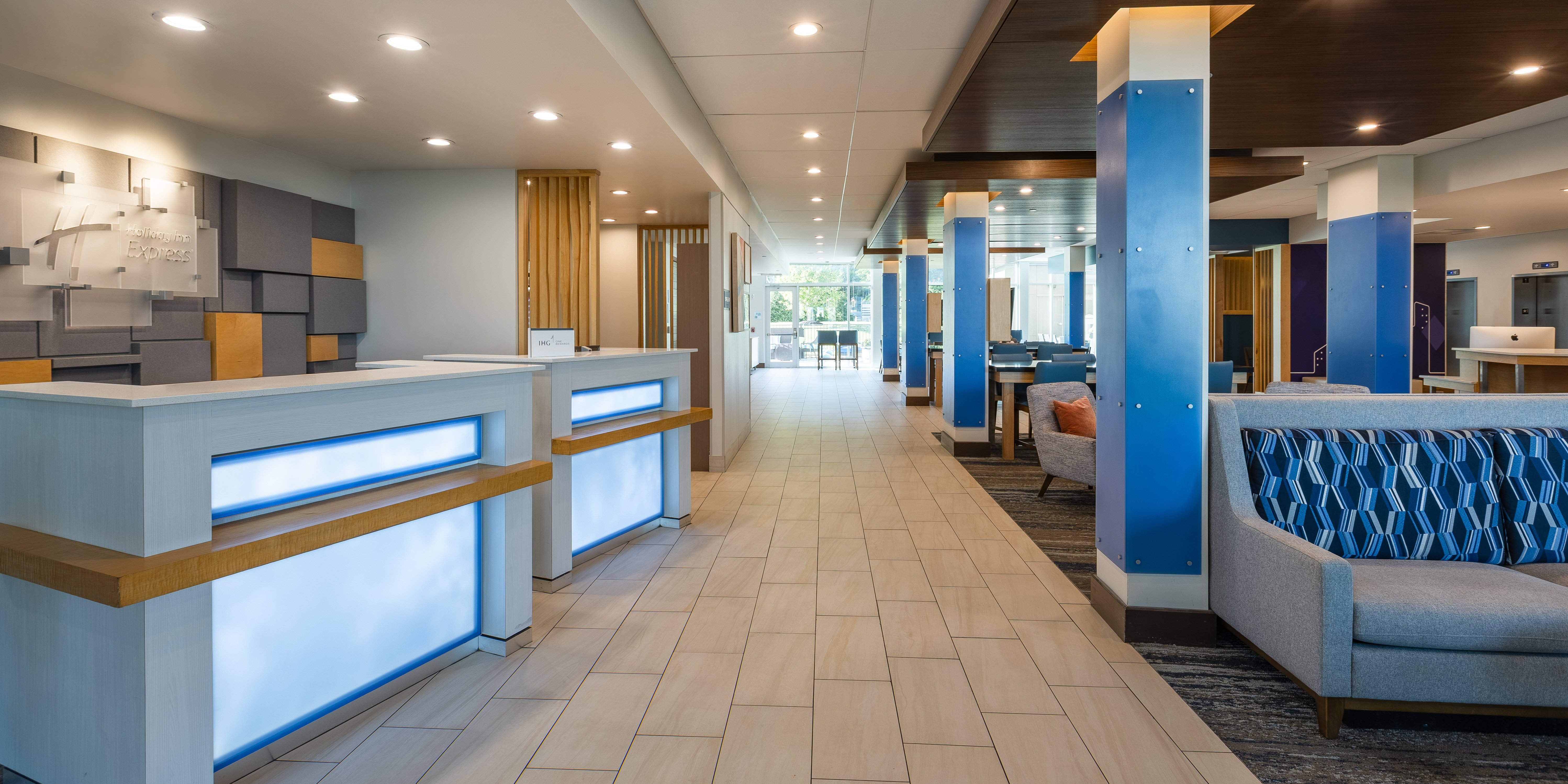 holiday inn express and suites greenwood mall by ihg