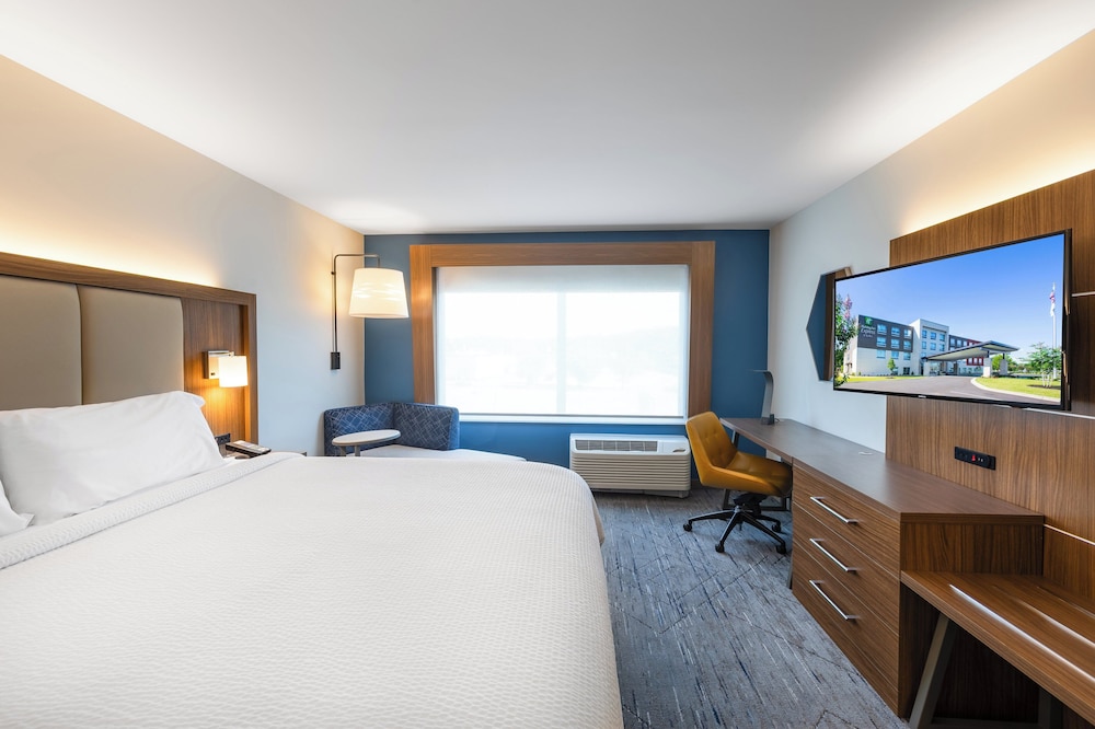 holiday inn express and suites greenwood mall by ihg