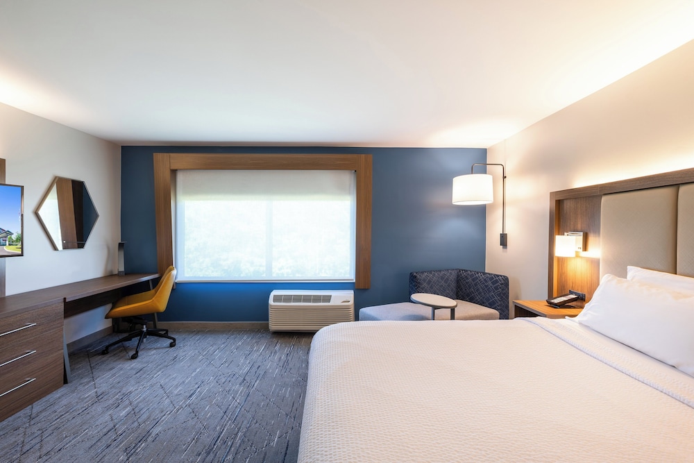 holiday inn express and suites greenwood mall by ihg