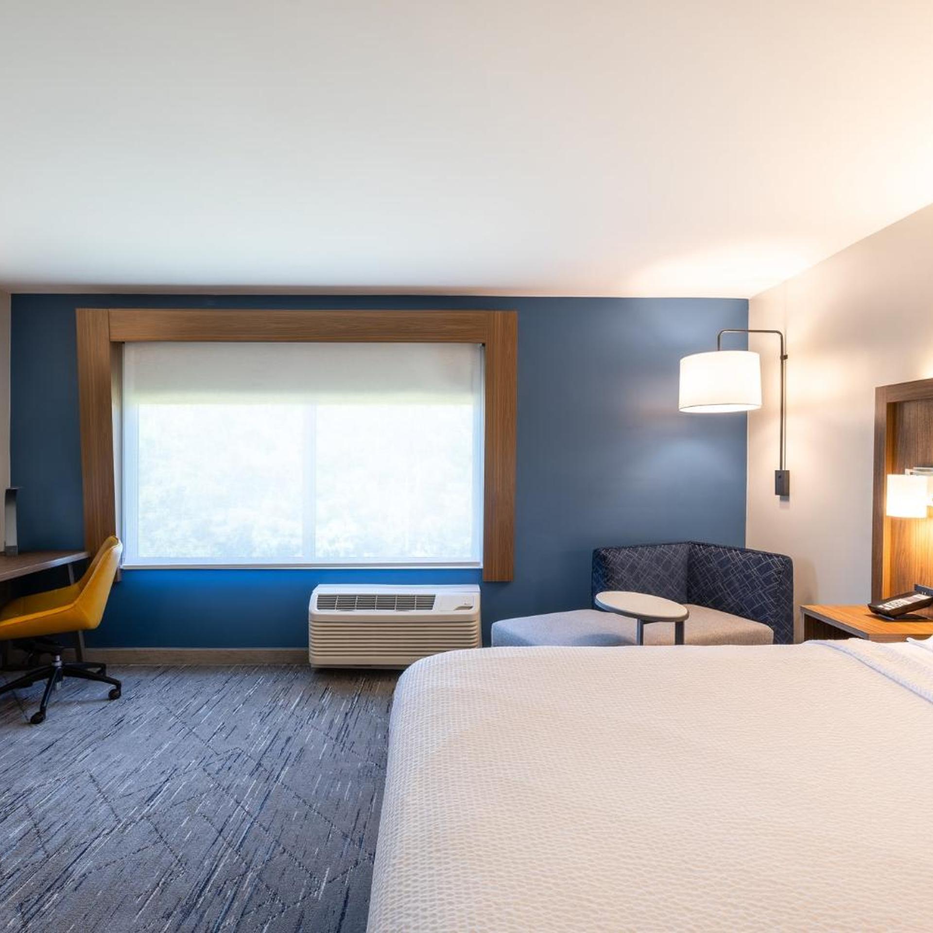 holiday inn express and suites greenwood mall by ihg