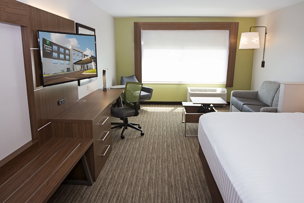 holiday inn express and suites greenwood mall by ihg