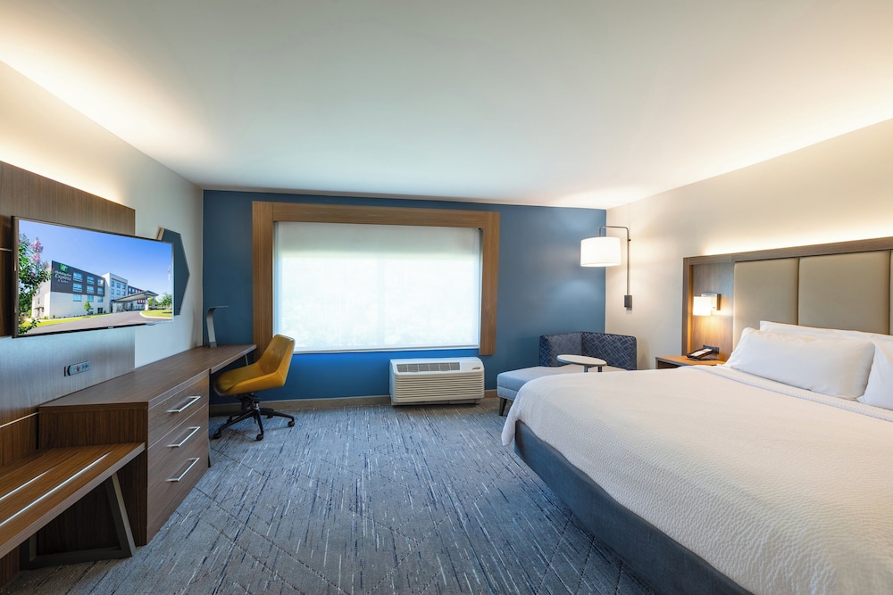 holiday inn express and suites greenwood mall by ihg