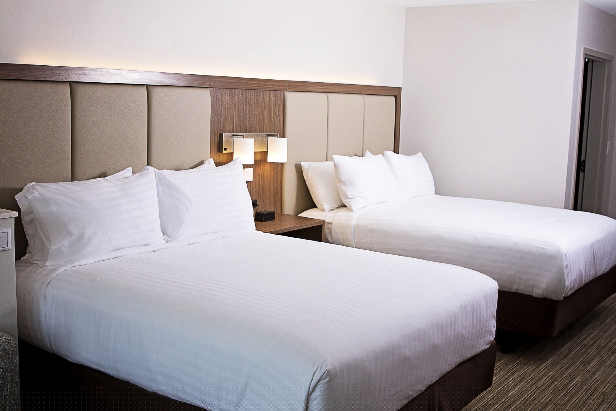 holiday inn express and suites greenwood mall by ihg