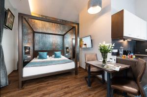 opera garden hotel and apartments