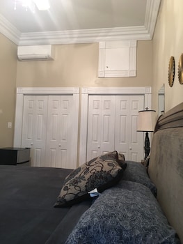 wg creole house 1850 adults only