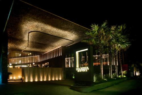 cross paasha bali seminyak