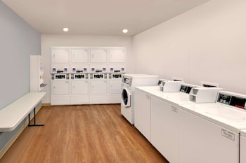 woodspring suites las colinas northwest dallas