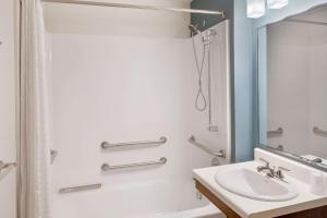 woodspring suites las colinas northwest dallas