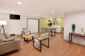 Woodspring Suites Las Colinas - Northwest Dallas,Dallas>>Arlington,3 star