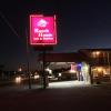 ranch house inn and suites
