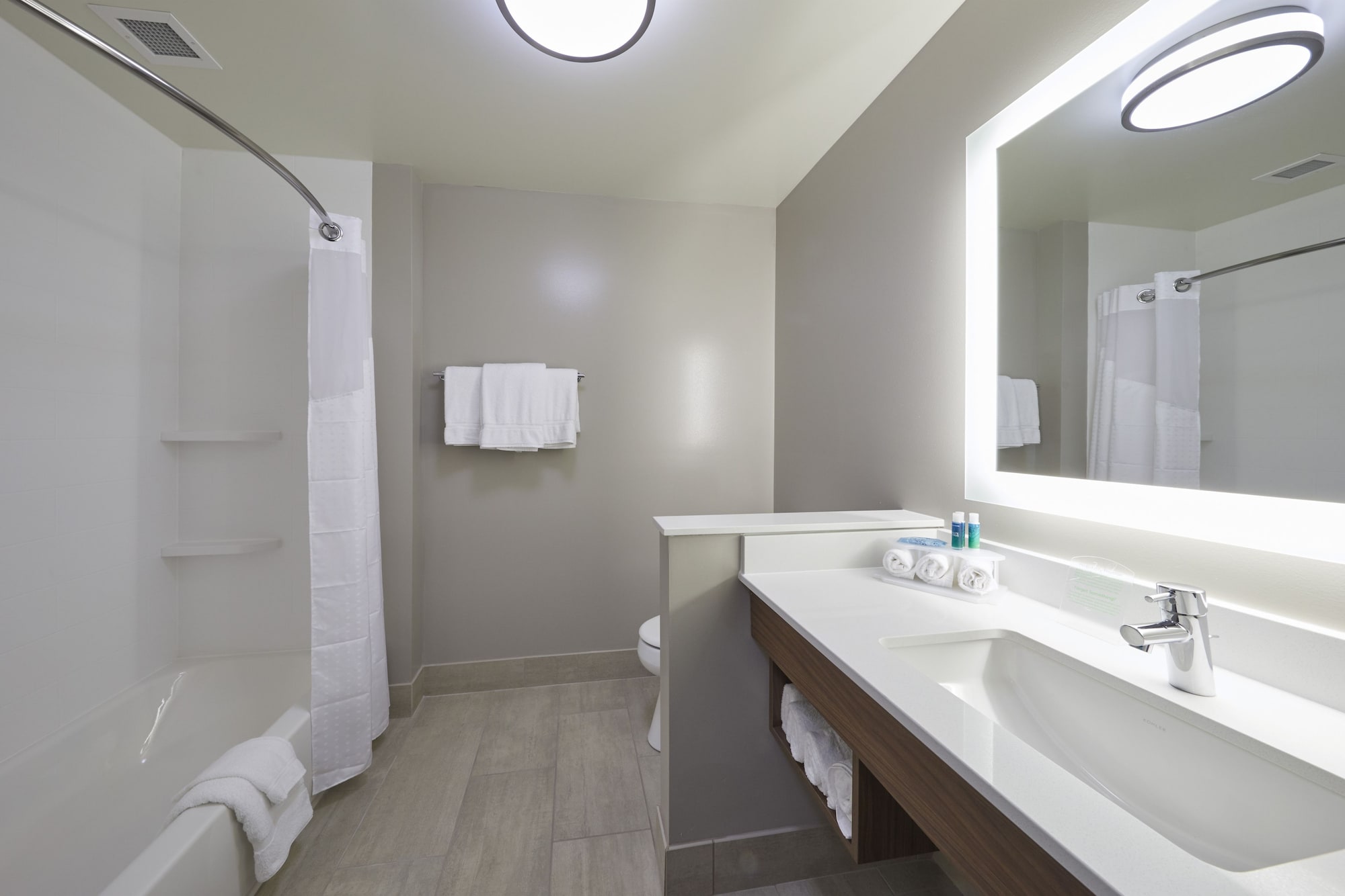 holiday inn express and suites hermiston downtown by ihg