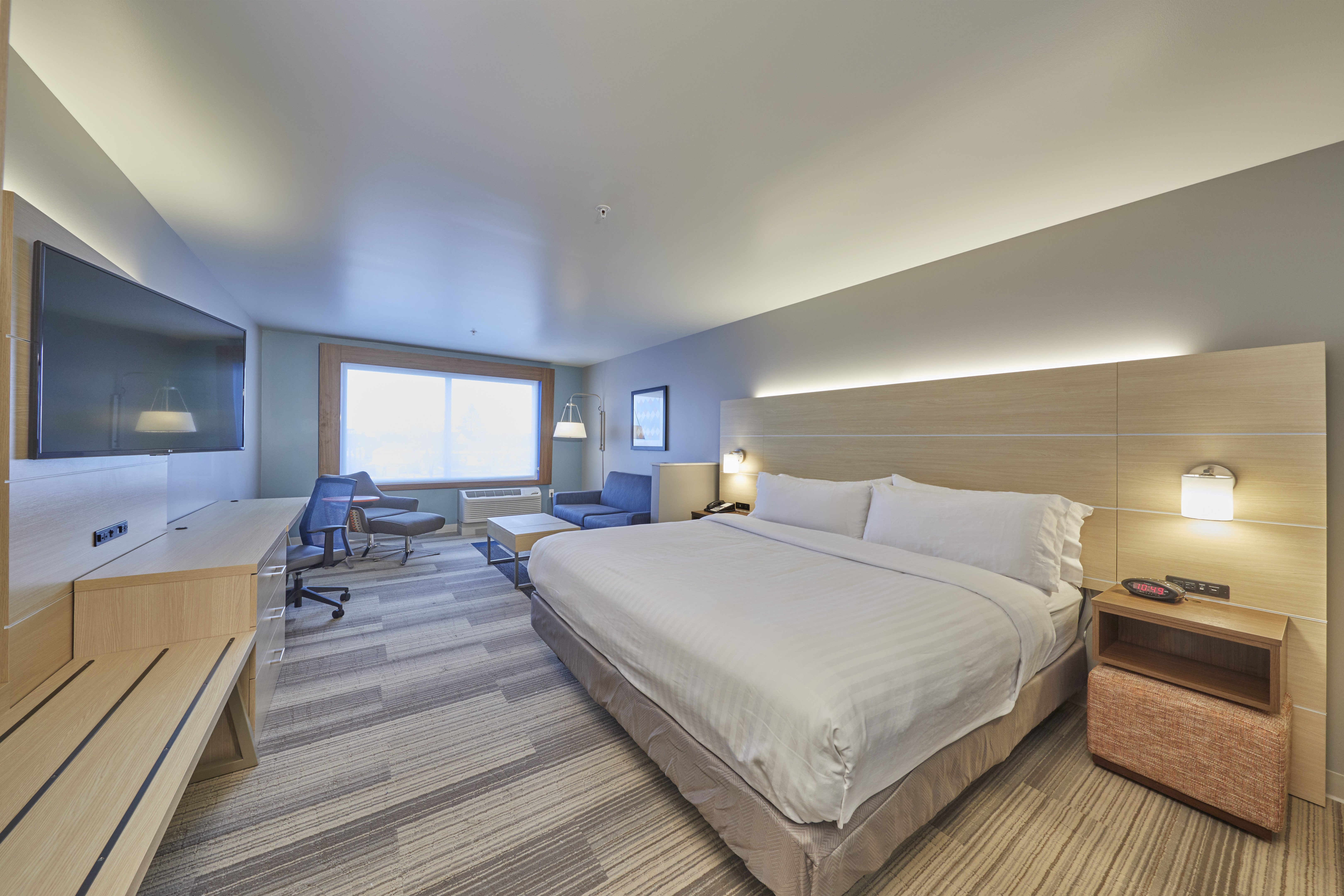 holiday inn express and suites hermiston downtown by ihg