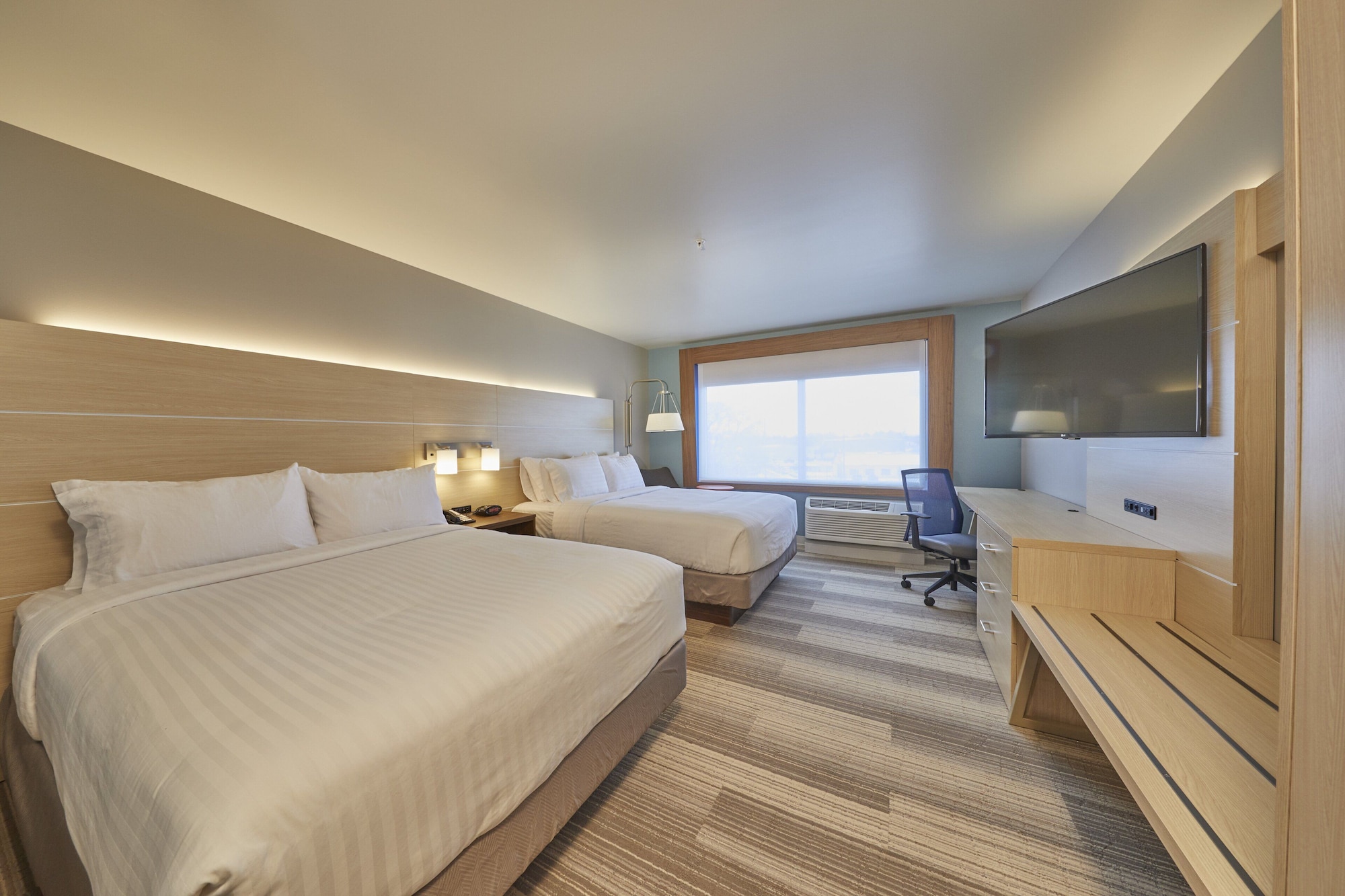 holiday inn express and suites hermiston downtown by ihg