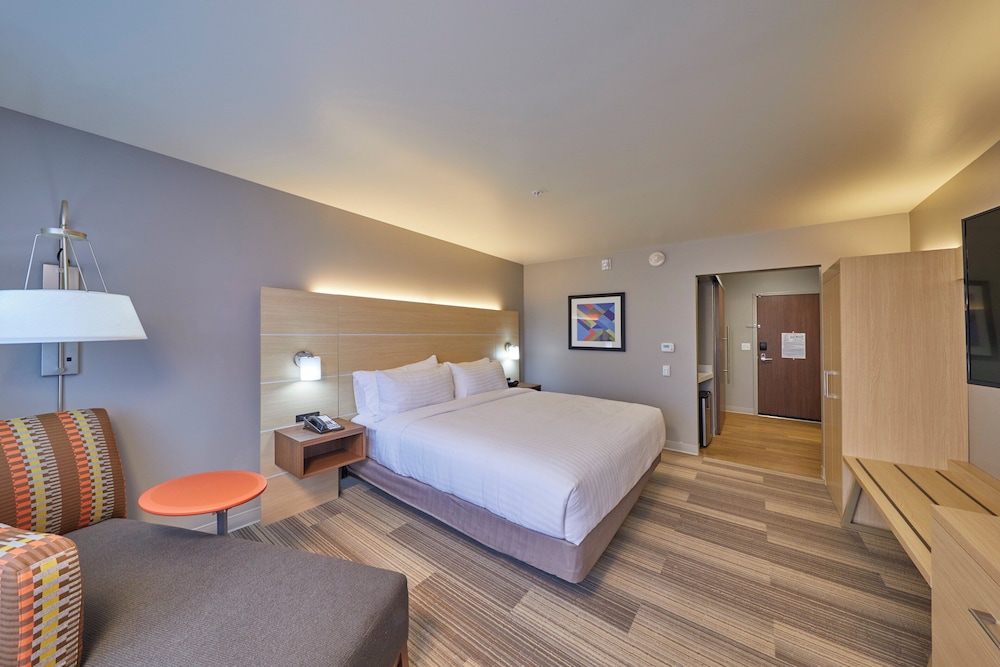 holiday inn express and suites hermiston downtown by ihg