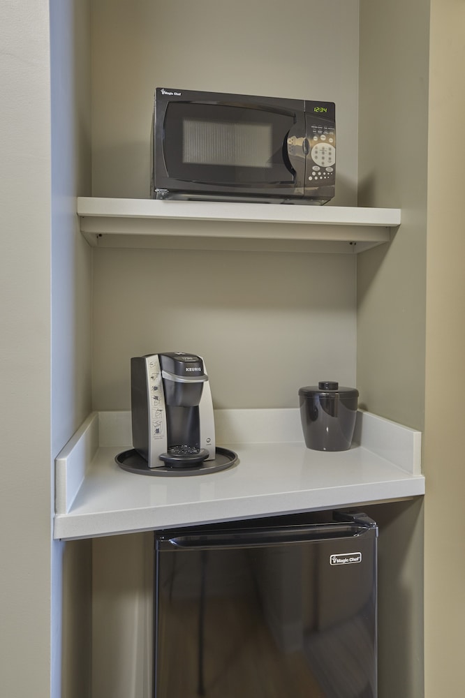 holiday inn express and suites hermiston downtown by ihg