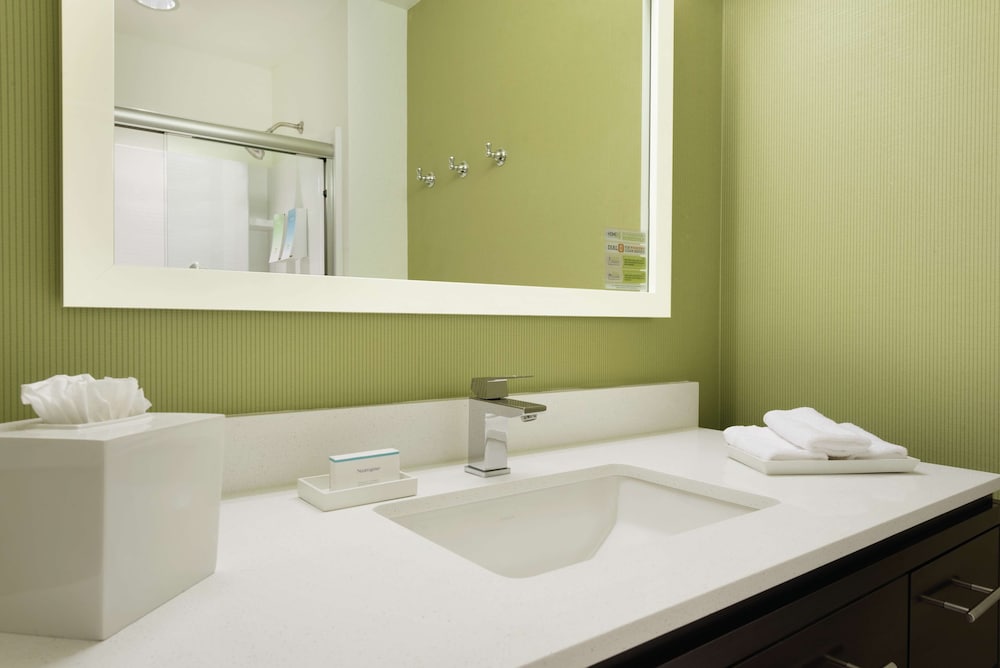 home2 suites by hilton cleveland independence