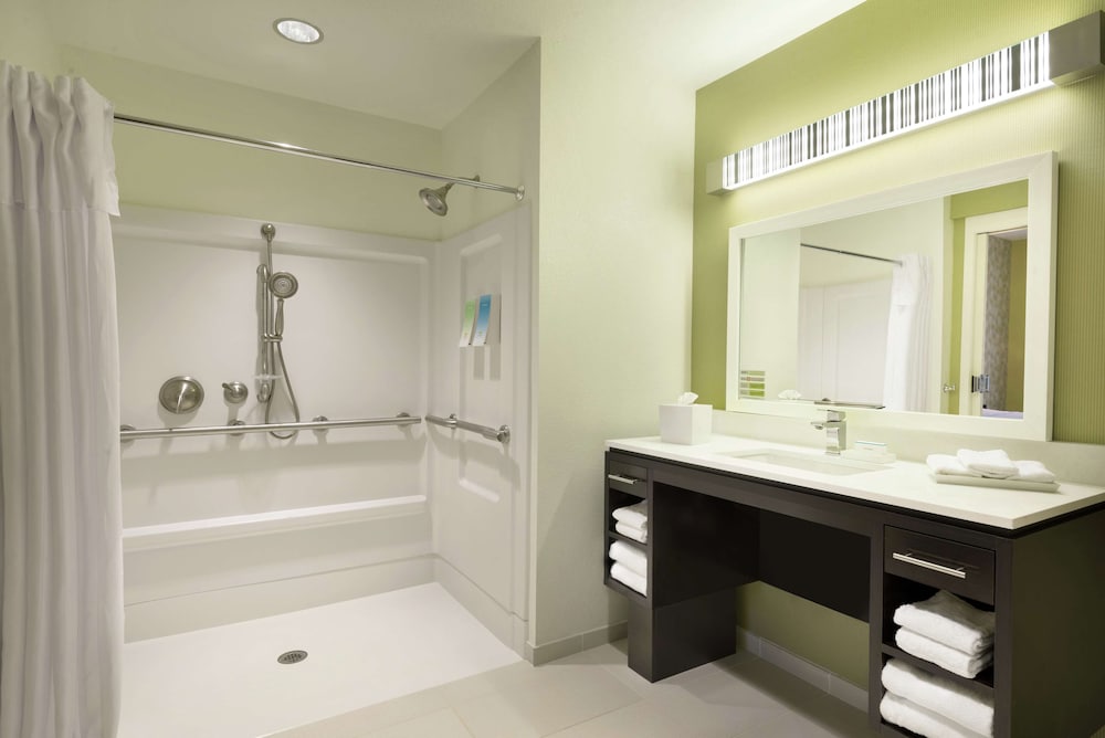 home2 suites by hilton cleveland independence