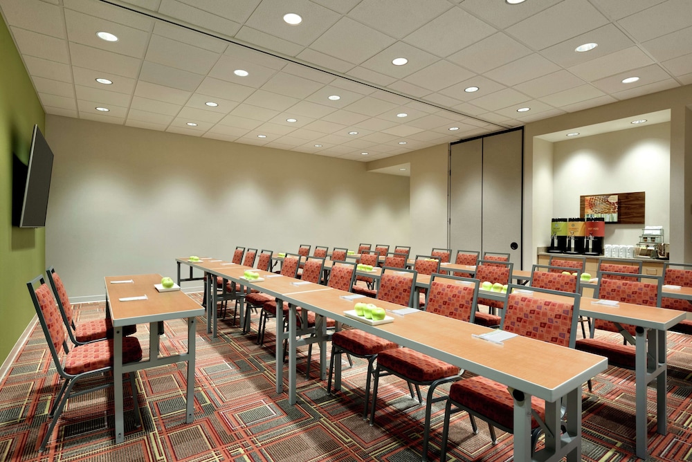 home2 suites by hilton cleveland independence