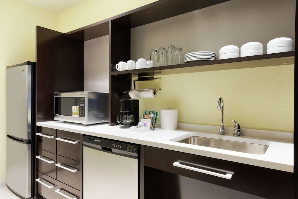 home2 suites by hilton cleveland independence