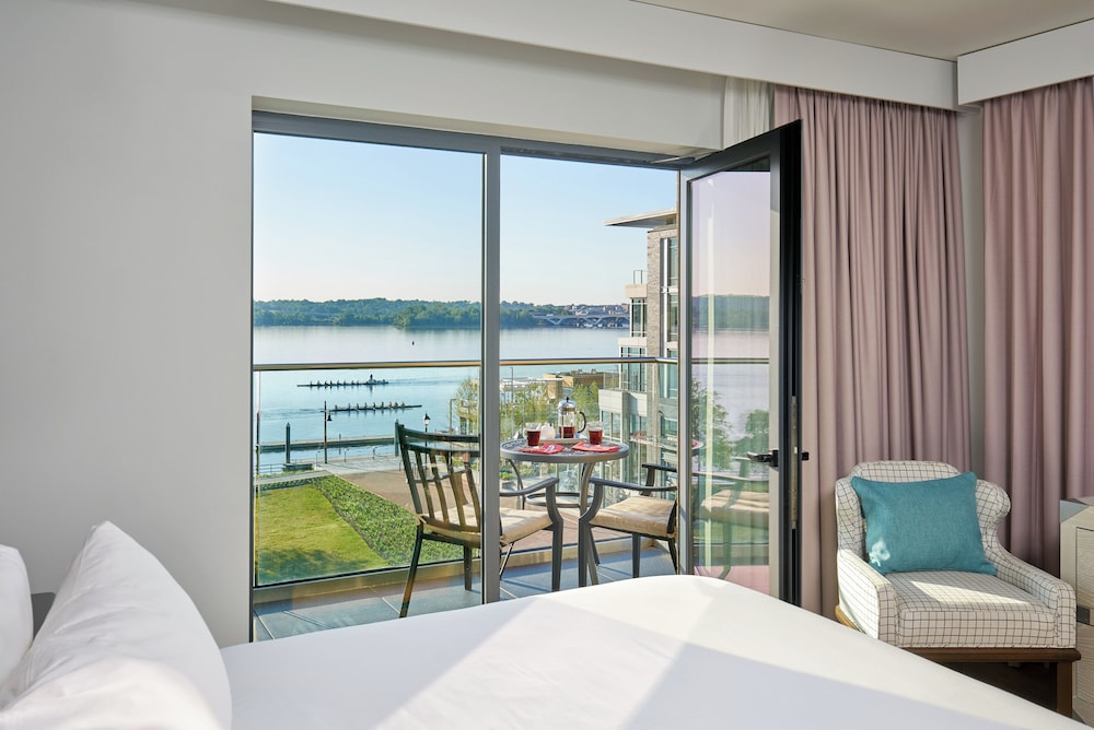 hotel indigo old town alexandria by ihg
