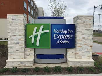 holiday inn express and suites mckinney frisco east