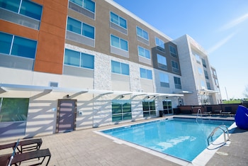 holiday inn express and suites mckinney frisco east