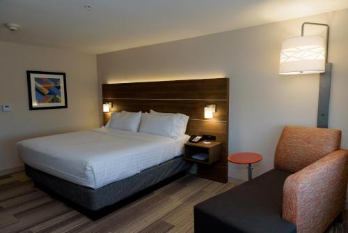holiday inn express and suites mckinney frisco east