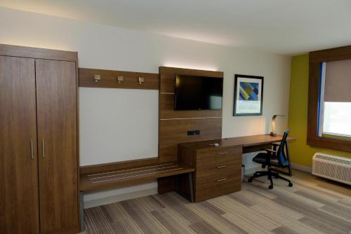 holiday inn express and suites mckinney frisco east