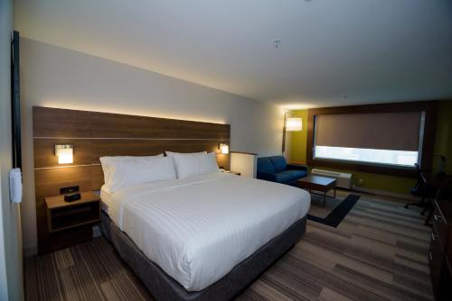 holiday inn express and suites mckinney frisco east