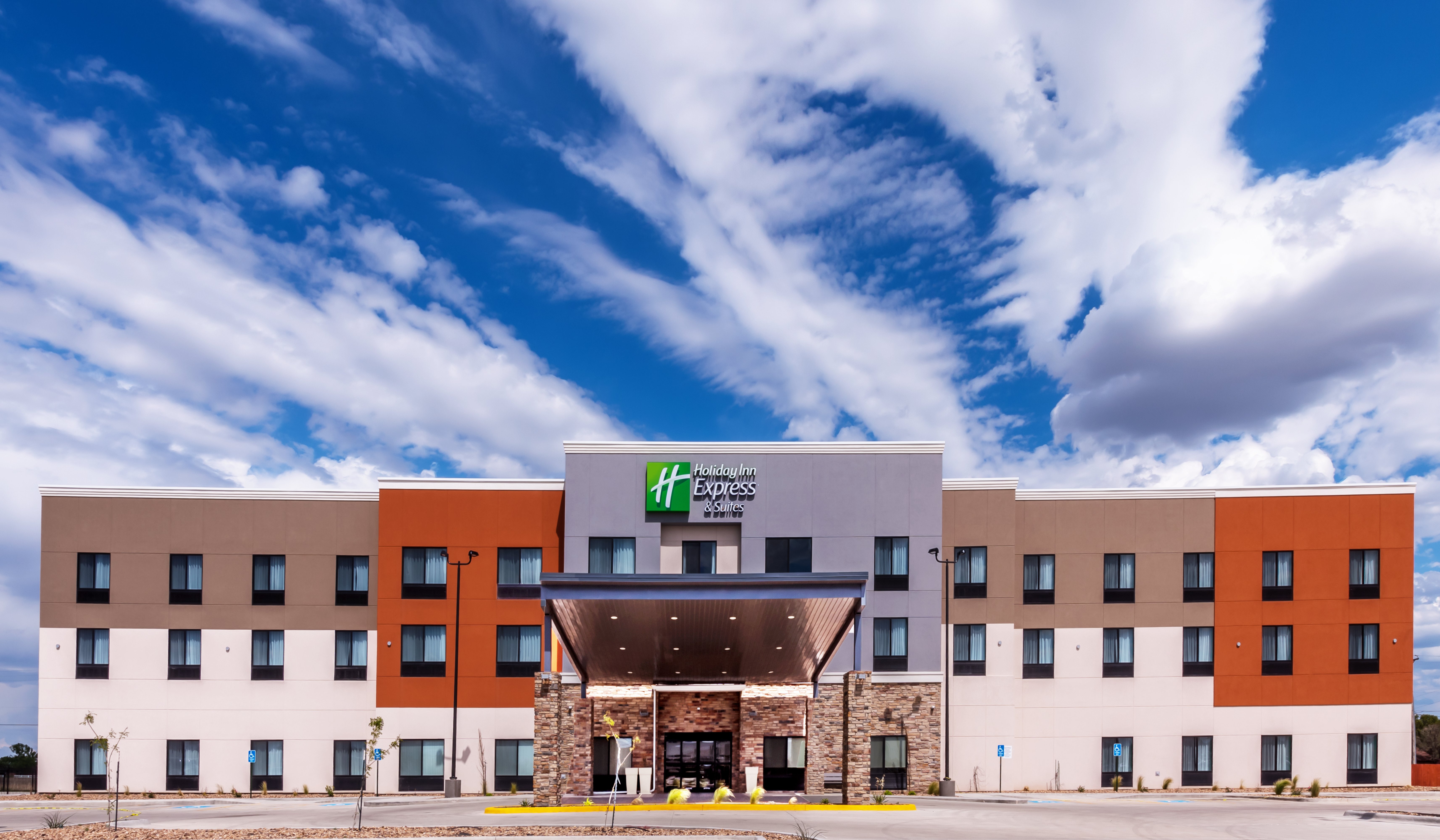 holiday inn express and suites perryton by ihg