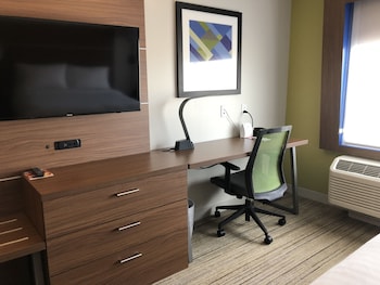 holiday inn express and suites broomfield by ihg