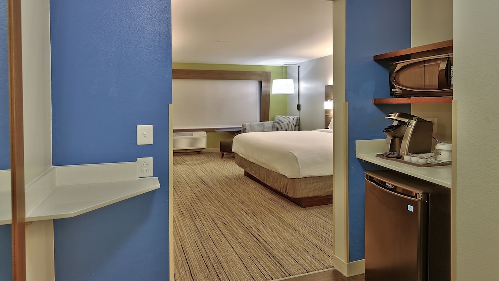 holiday inn express and suites broomfield by ihg