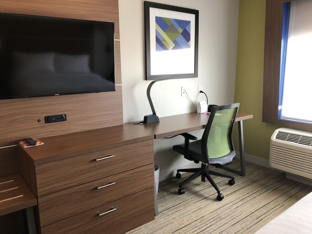 holiday inn express and suites broomfield by ihg